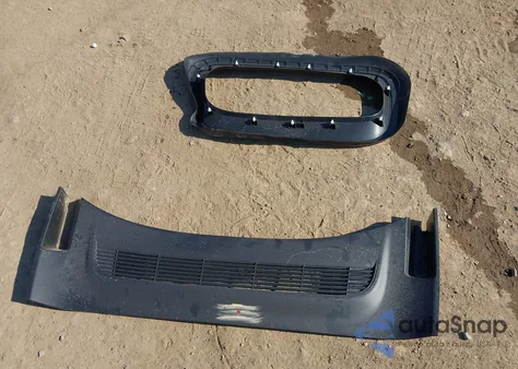 2026 Tesla Model Y Long Range Dual Motor All-Wheel Drive from USA, damaged, VIN 7SAYGDED5TF424669